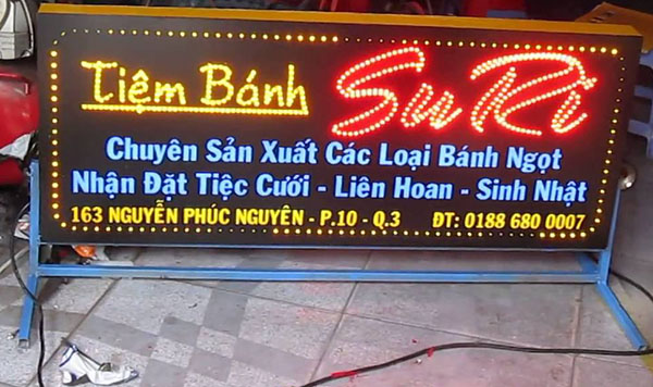 Thiết kế thi công biển hiệu tiệm bánh kem tại Đà Nẵng